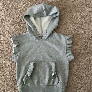Hudson sleeveless distressed sweatshirt w/ ruffles. Size 5.